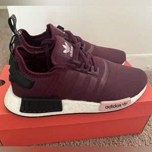 Maroon colored woman’s 8.5 size Adidas Boost sneakers